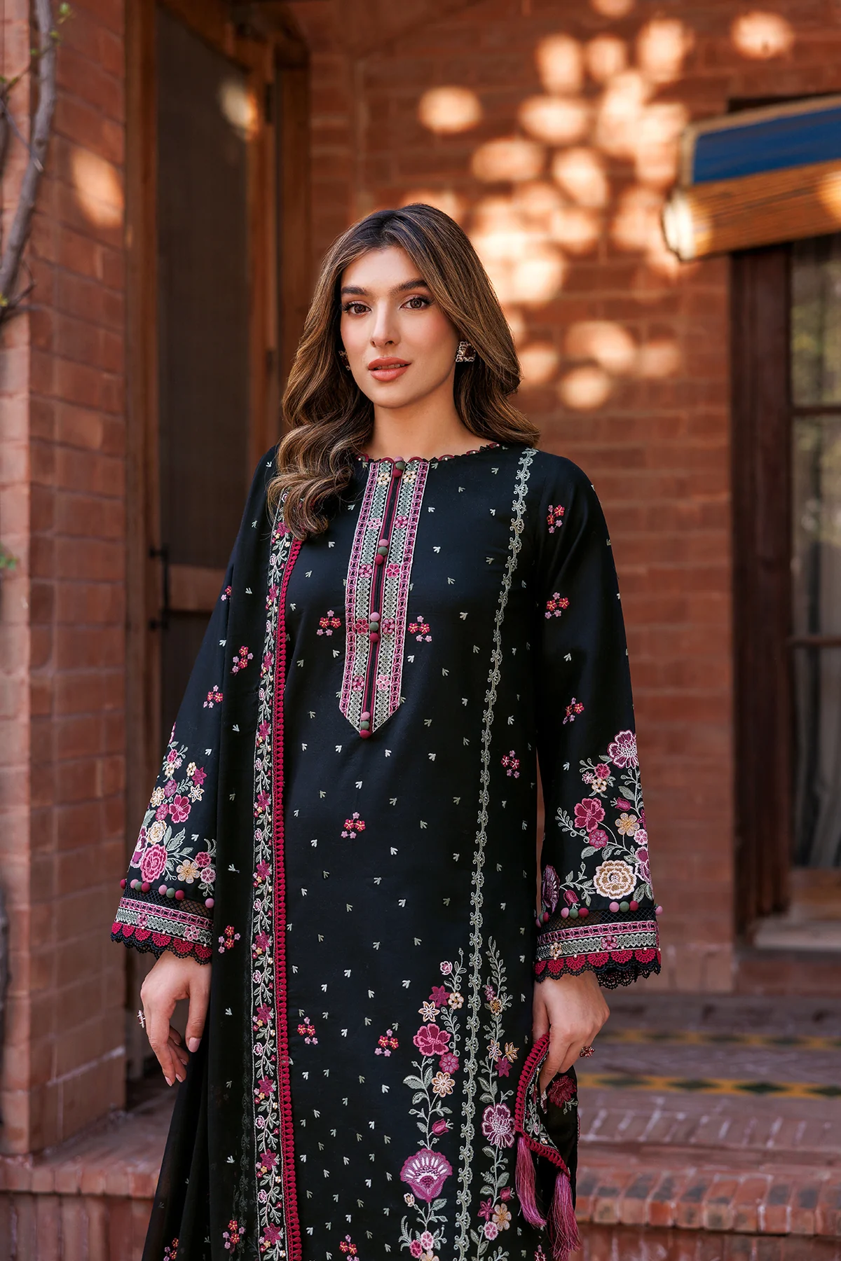 Farasha Dastoor Embroidered Lawn | ORNATE NOIR - Image 4