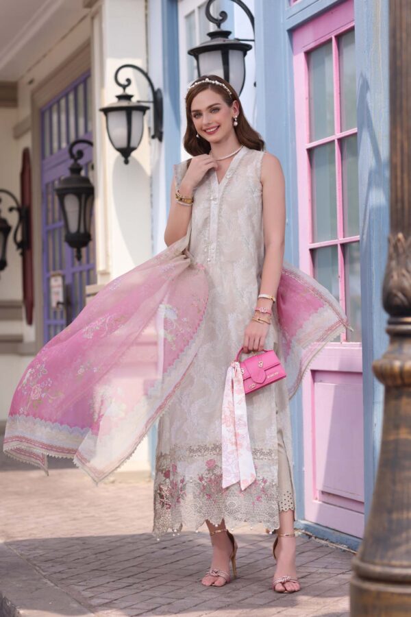 Alternative view of Noor Eid Luxe Chikankari' 25 | D4