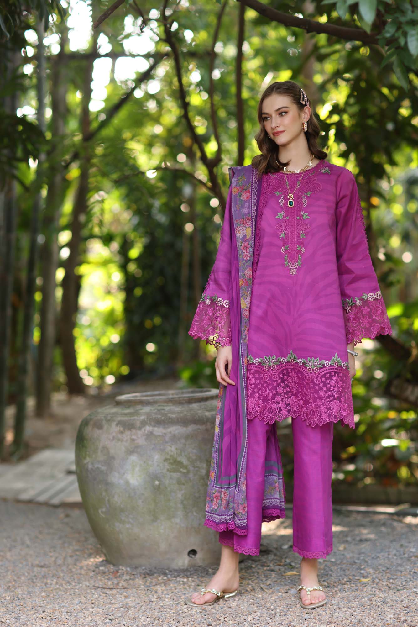 Noor Eid Luxe Printedkari '25 by Saadia Aasad | D1-A - Image 2