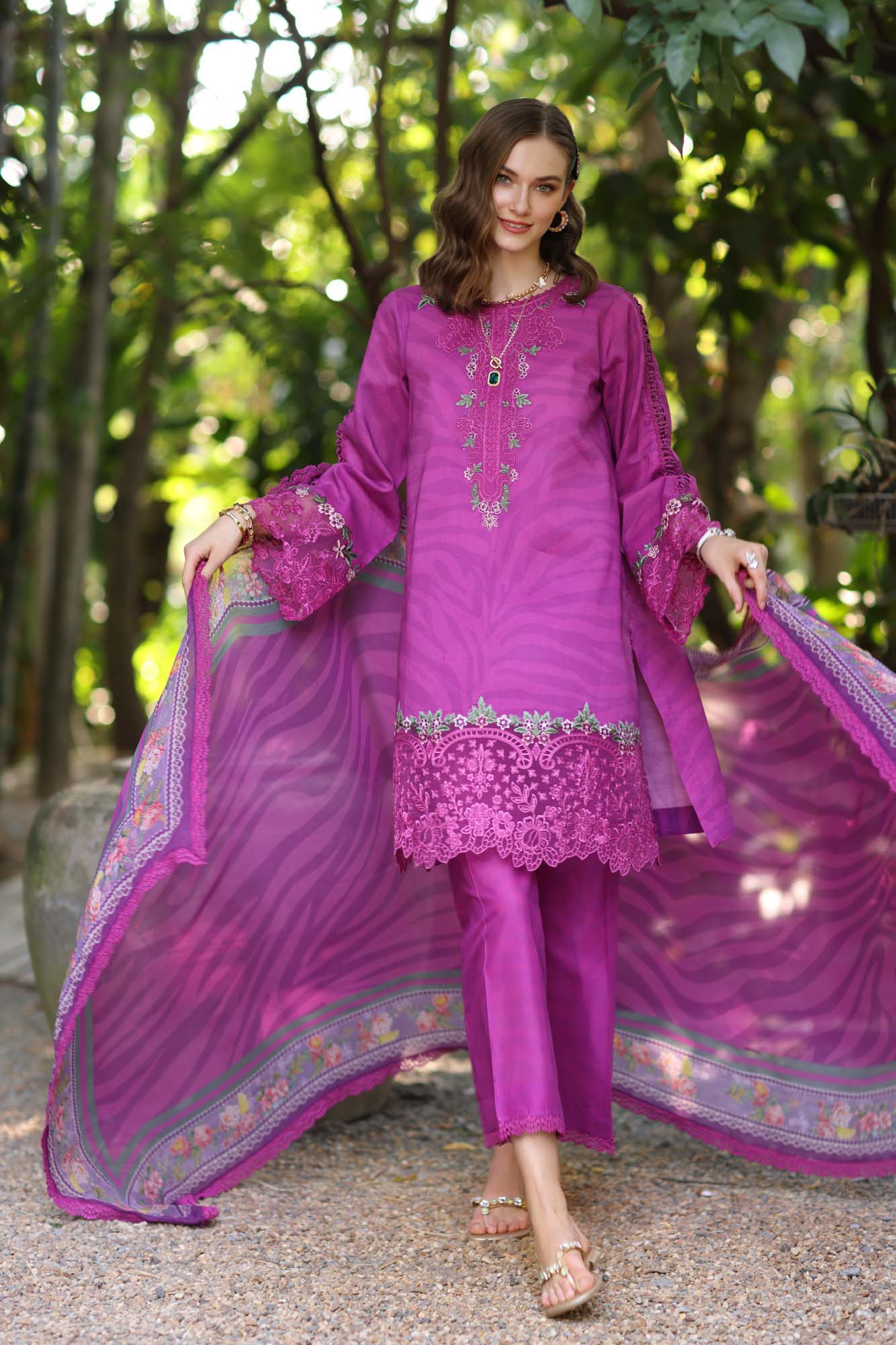 Noor Eid Luxe Printedkari '25 by Saadia Aasad | D1-A
