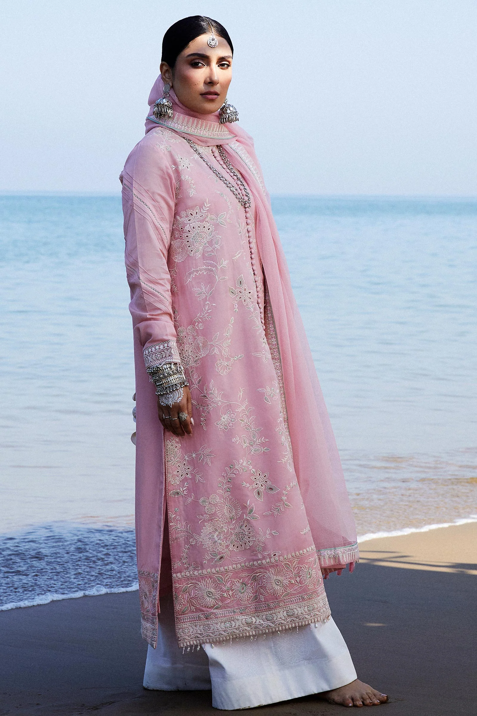 Zara Shahjahan Luxury Lawn 2024 | 5A - Image 2