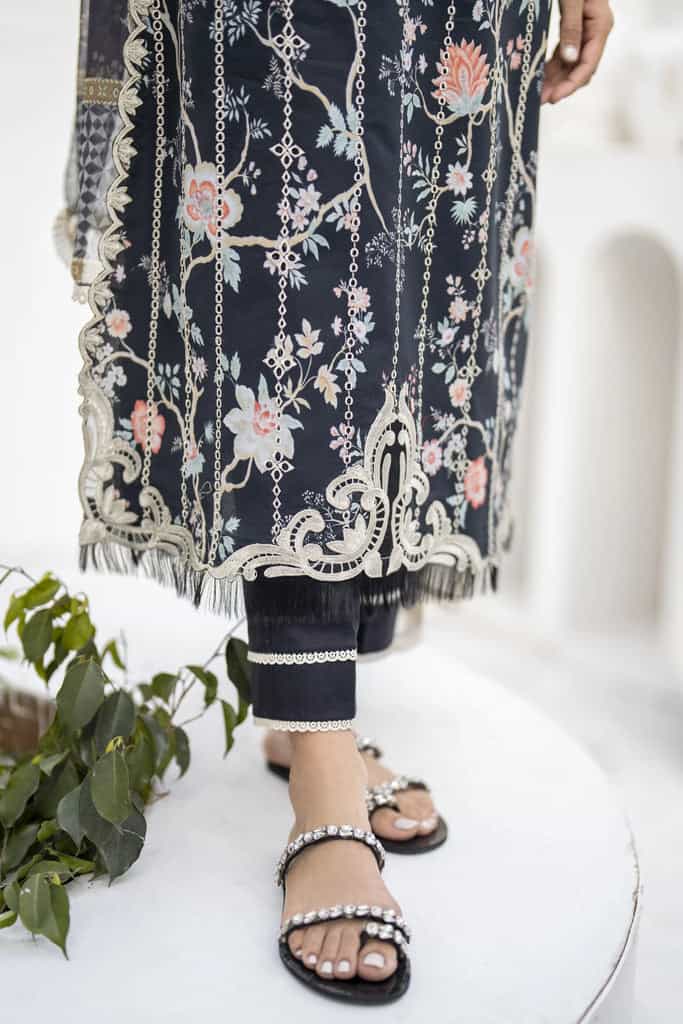 Shezlin Chikankari Ramadan Edit '24 by Aabyaan | MAHIRA (AR-06) - Image 4