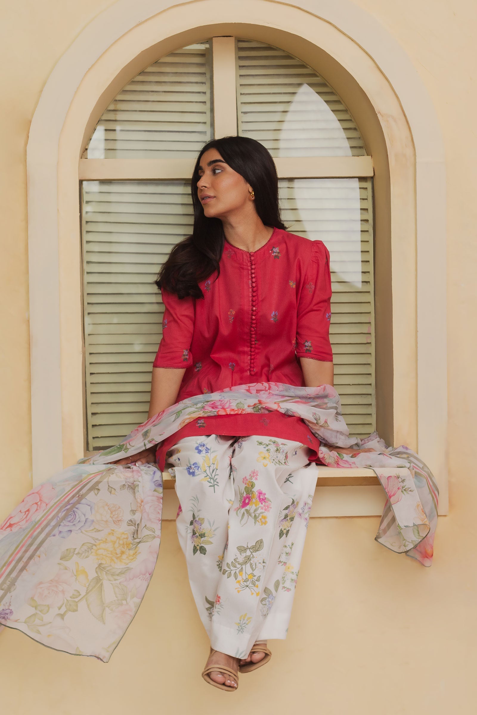 Coco Prints by Zara Shahjahan | Vol 2 | Pure Lawn | D2 - Image 3