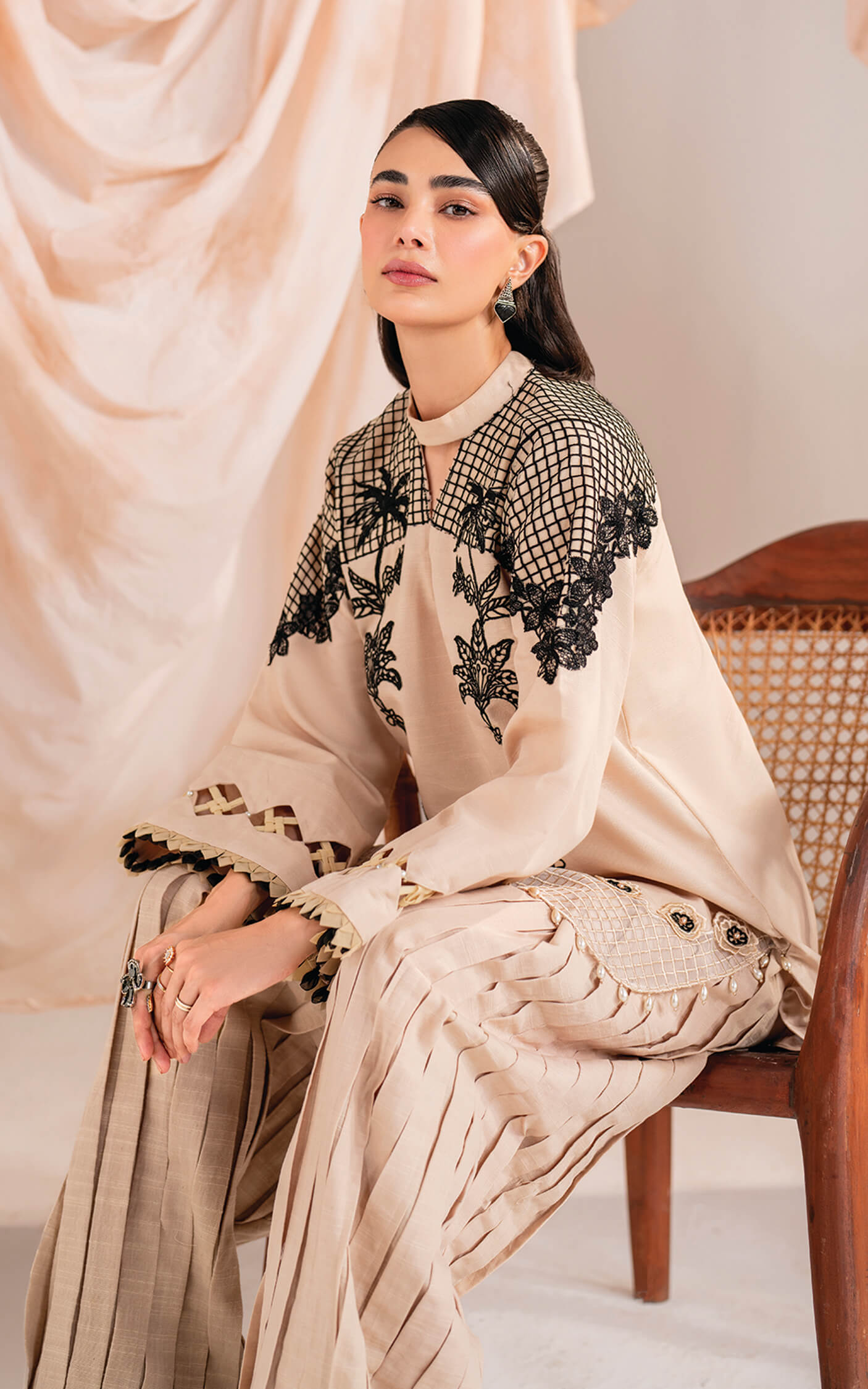 Winter Meraki’24 by Asifa & Nabeel | MW-13 - Image 3