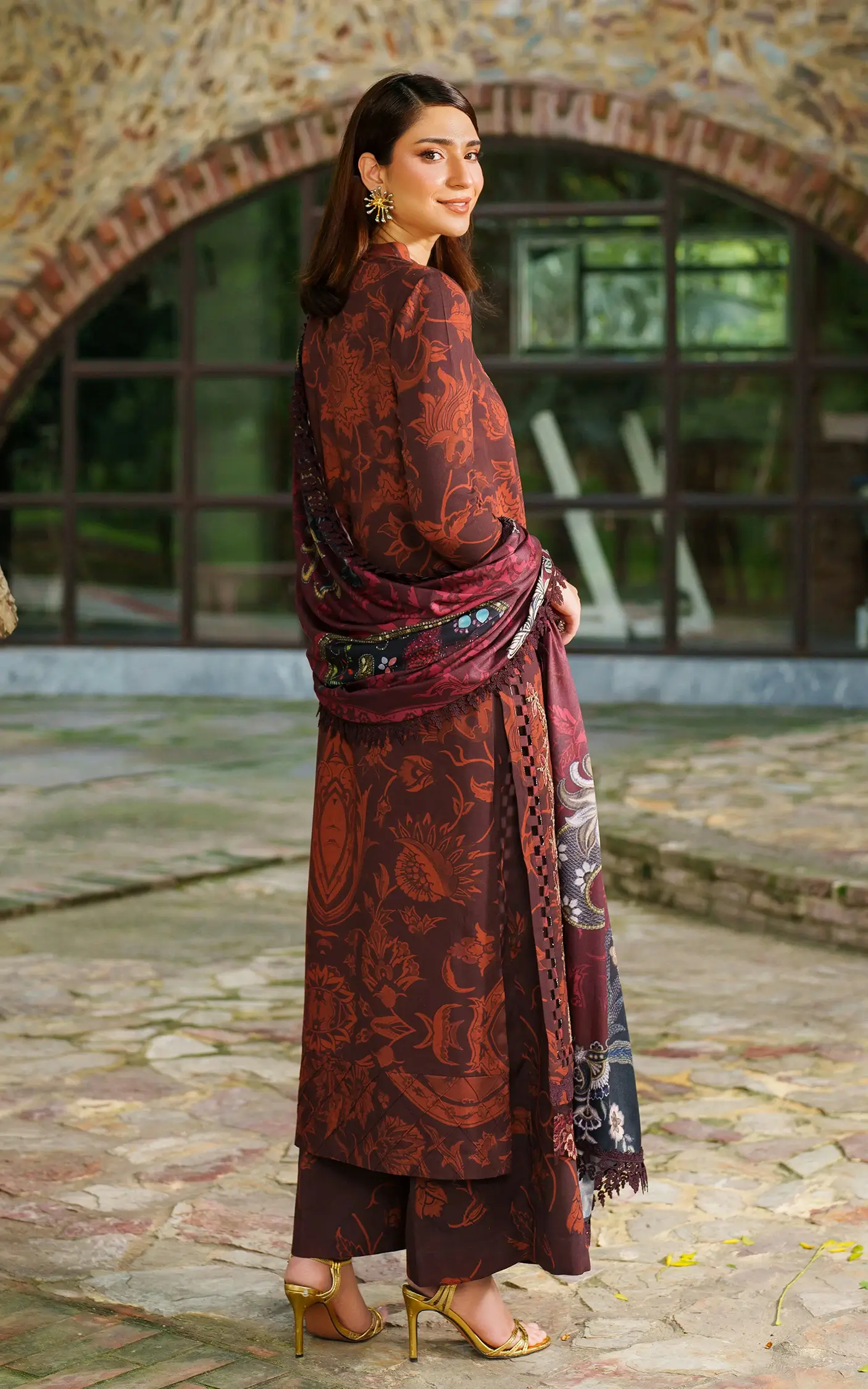 Asifa Nabeel Meraki Winter'25 || Crimson Chill - Image 5