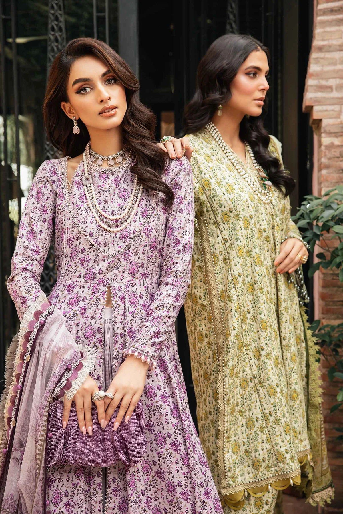 MARIA B M.Prints | Summer Lawn 2024 | Vol 2 | MPT-2207-A - Image 4