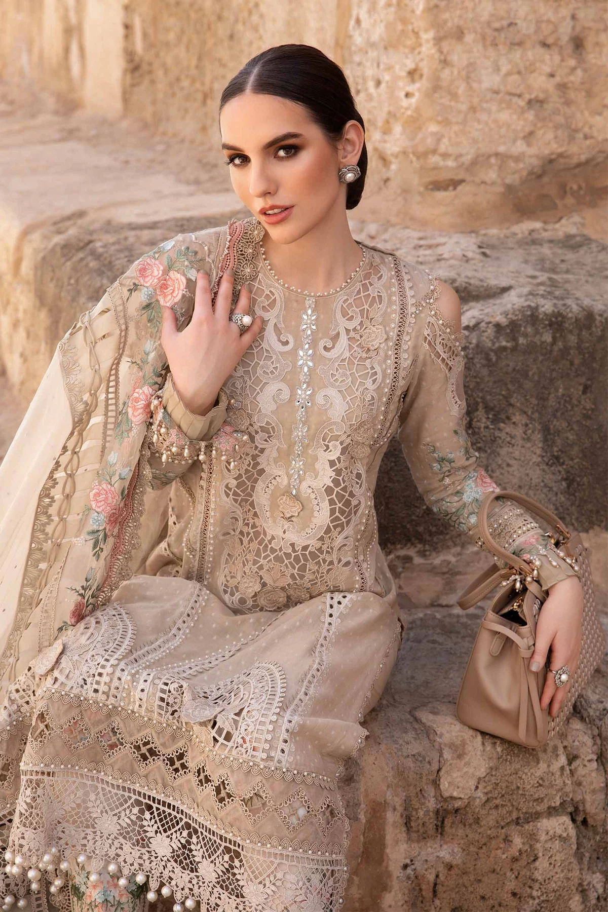 MARIA B Luxury Lawn 2024 | 10A - Image 7