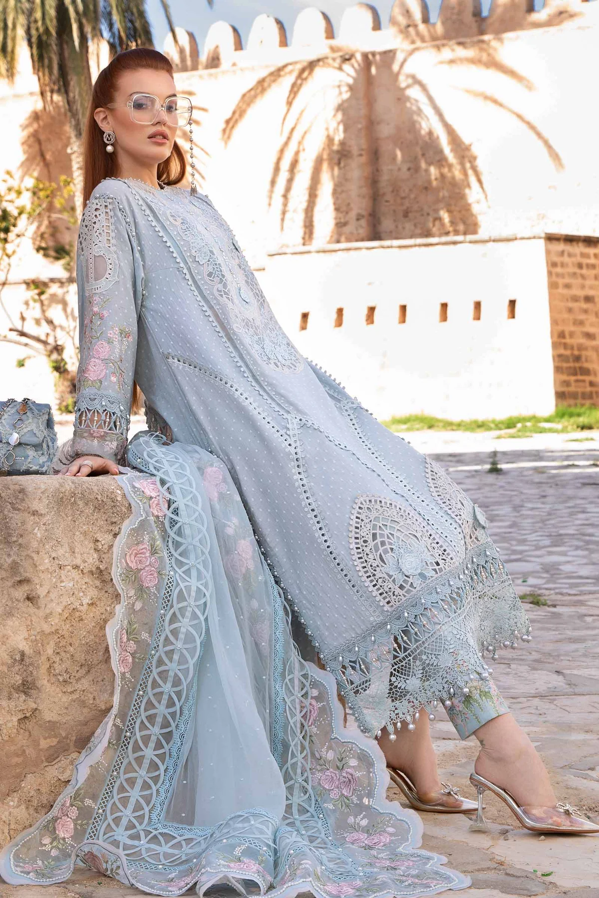 MARIA B Luxury Lawn 2024 | 10B - Image 4