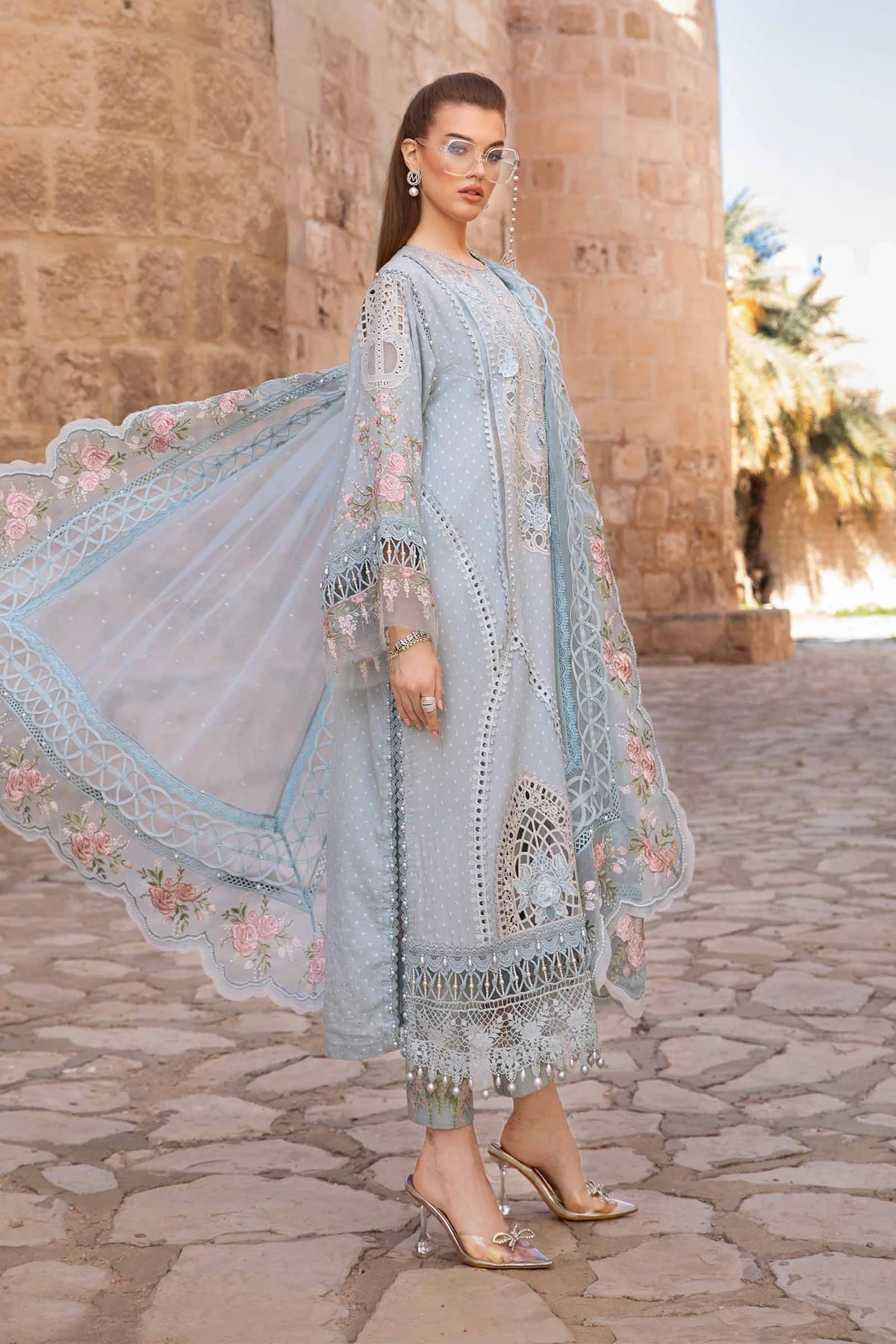 MARIA B Luxury Lawn 2024 | 10B - Image 6