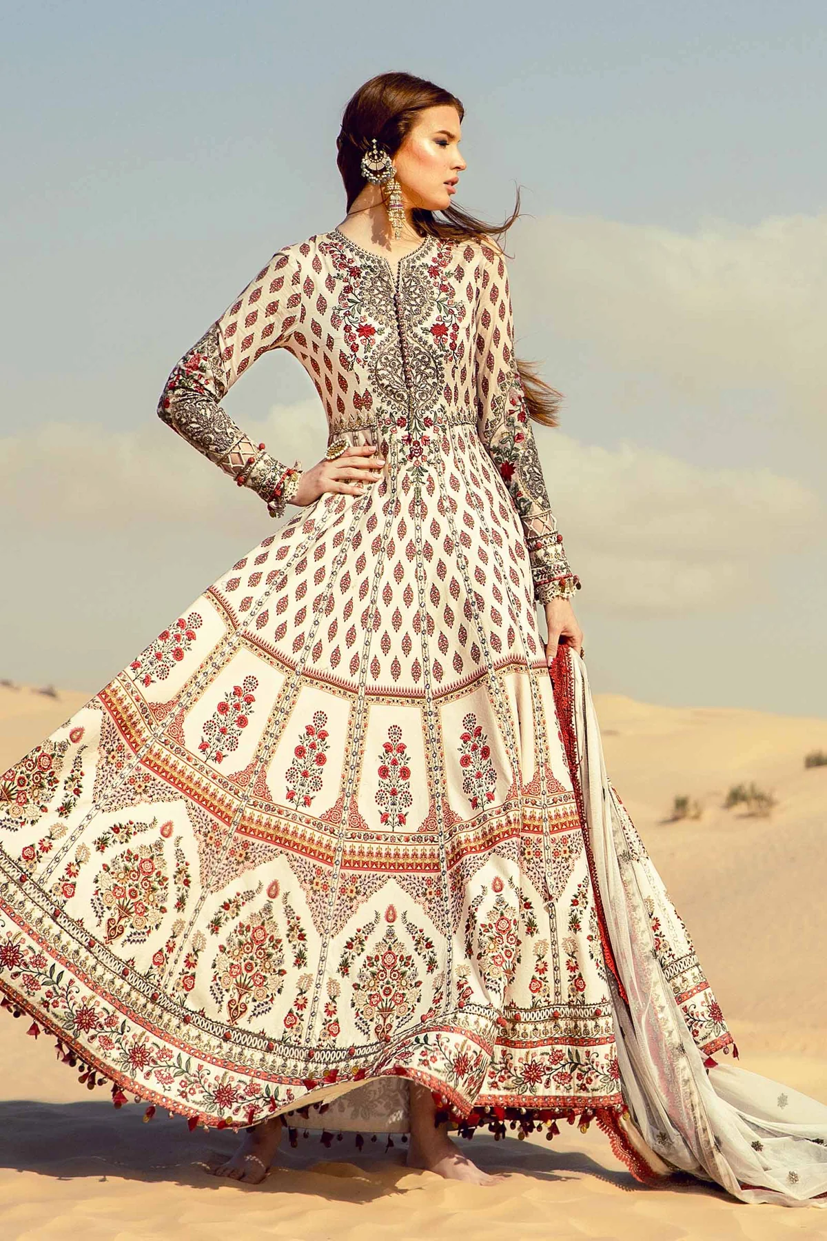 MARIA B Luxury Lawn 2024 | 13A - Image 4