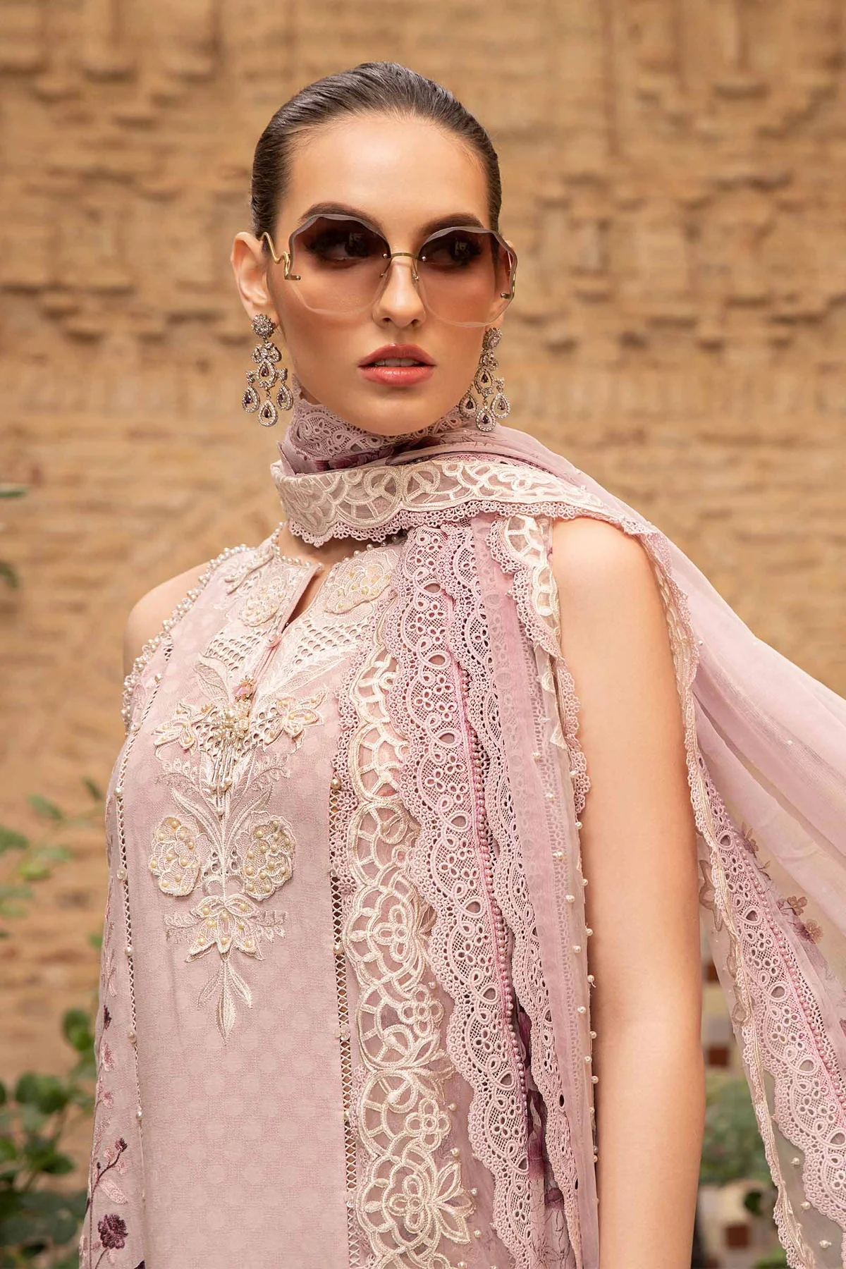 MARIA B Luxury Lawn 2024 | 14A - Image 3