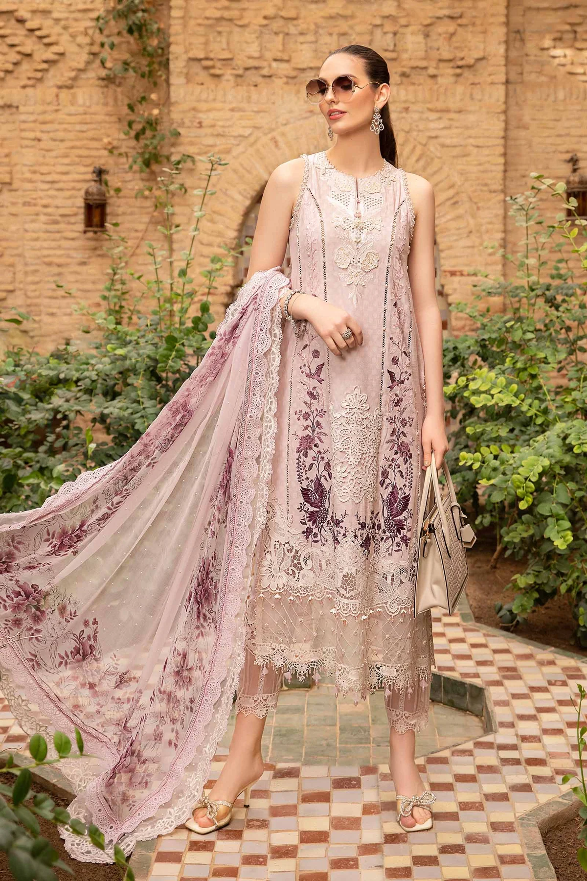 MARIA B Luxury Lawn 2024 | 14A - Image 4