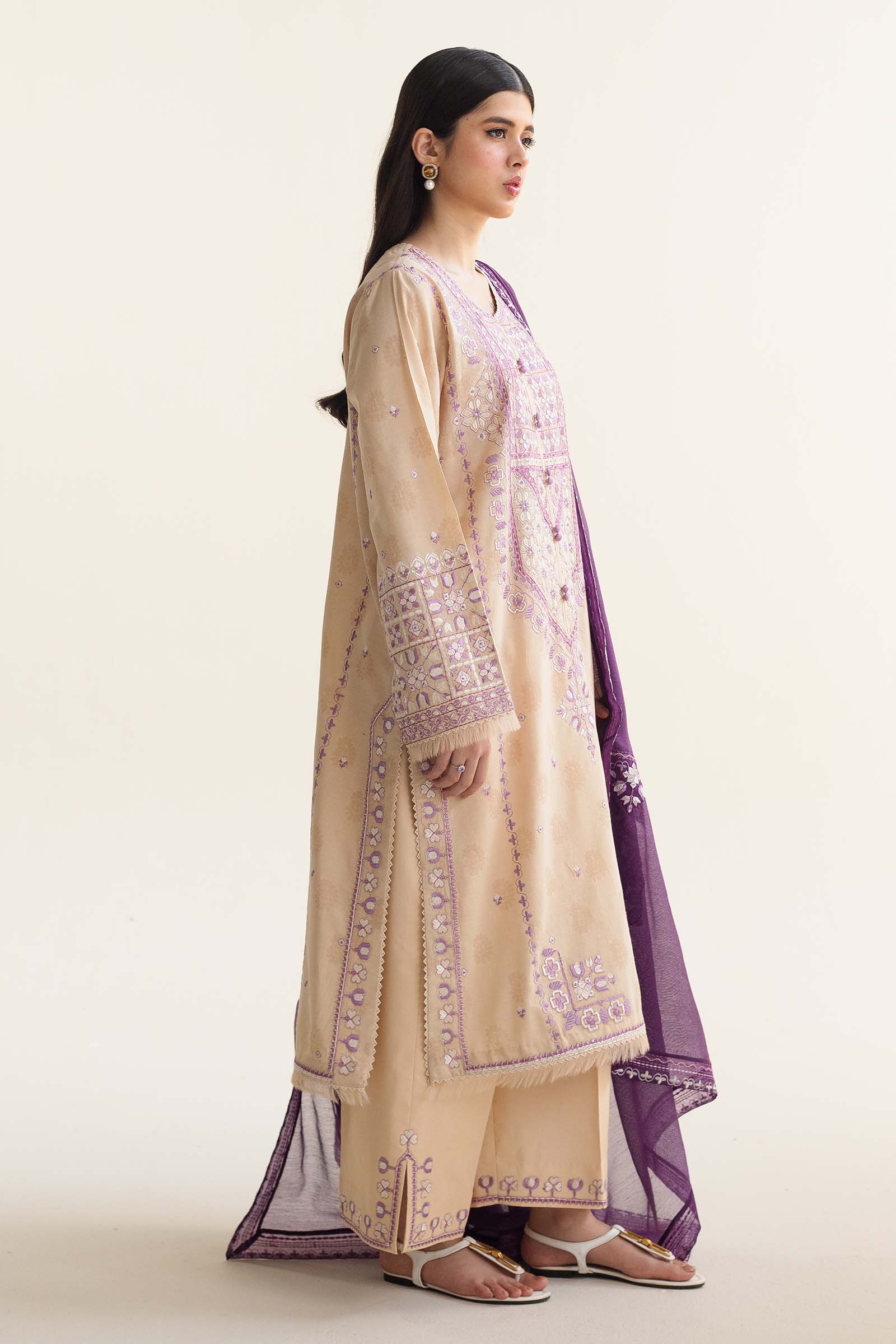 Coco by Zara Shahjahan Lawn Volume 2 2024 | 5B - Image 3