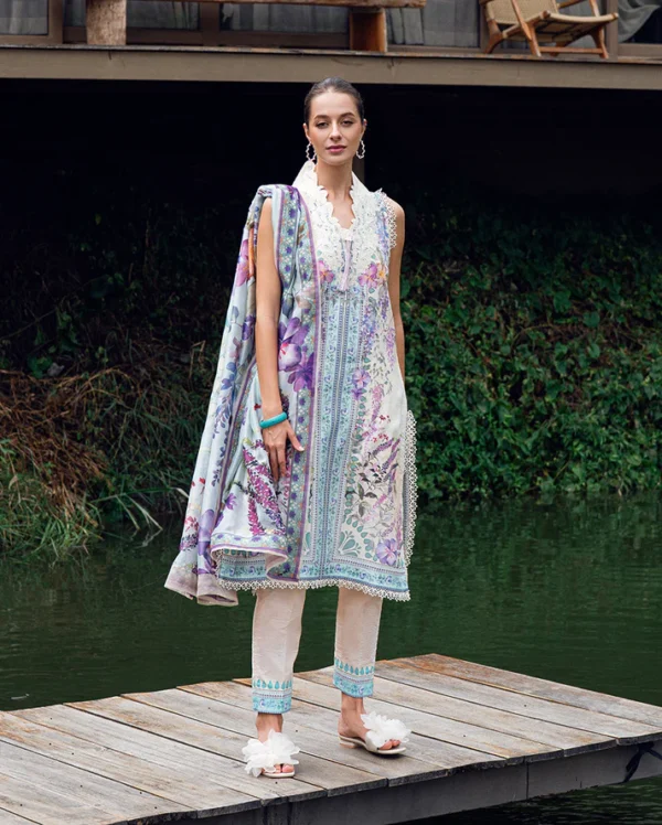 Roheenaz Garden veil Printed Lawn - Bloom Glimmer