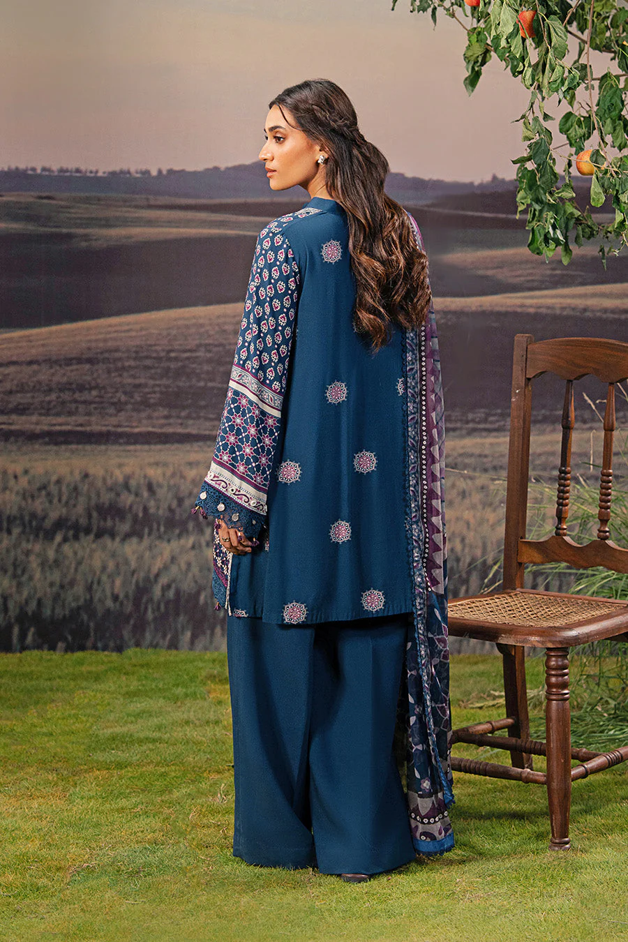 MARIA B M Basics Arabic Lawn | MB-PFUS25-09B - Image 2