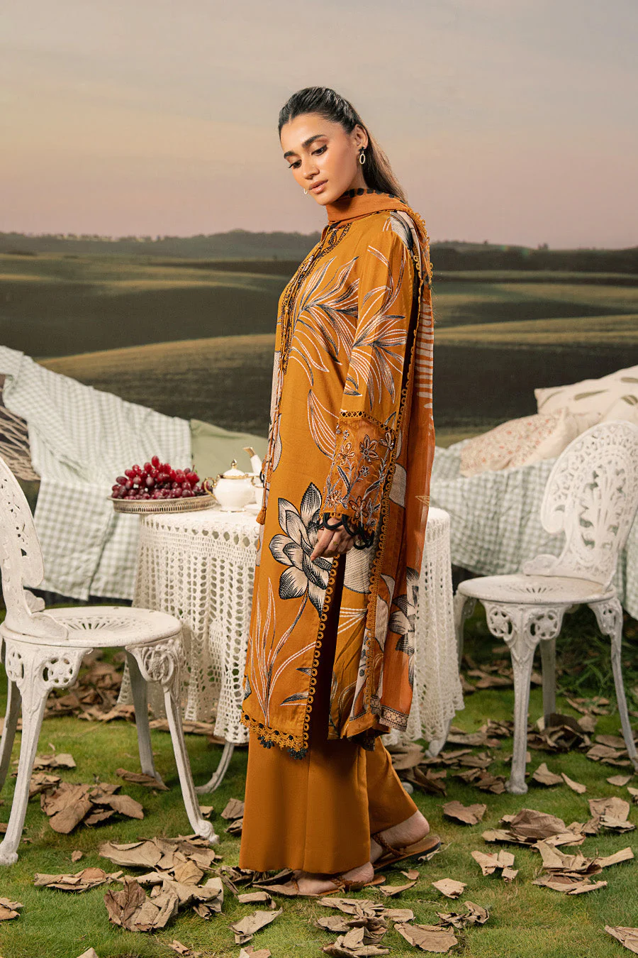 MARIA B M Basics Arabic Lawn | MB-PFUS25-08A - Image 2