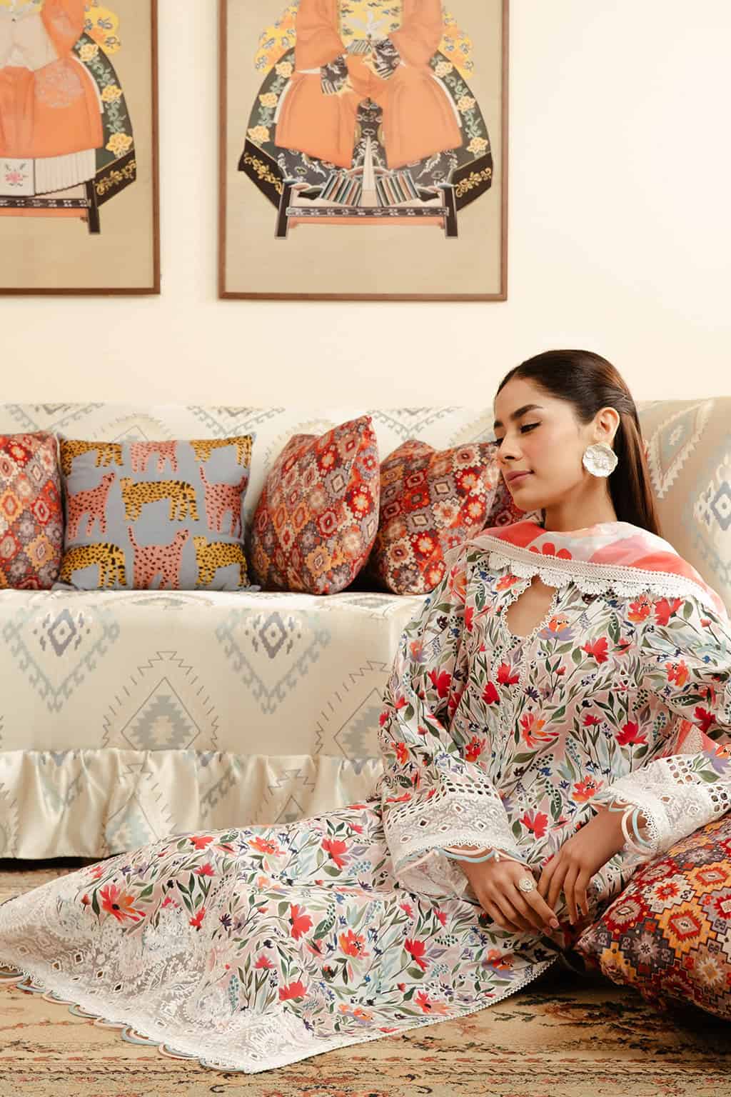 Afrozeh Malina Lawn 2024 | Elira - Image 3