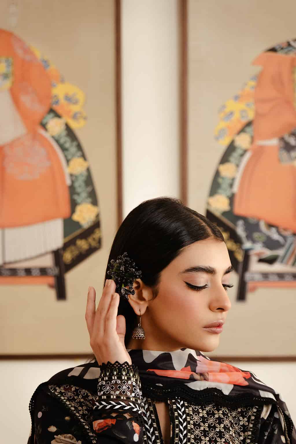 Afrozeh Malina Lawn 2024 | Valeria - Image 3