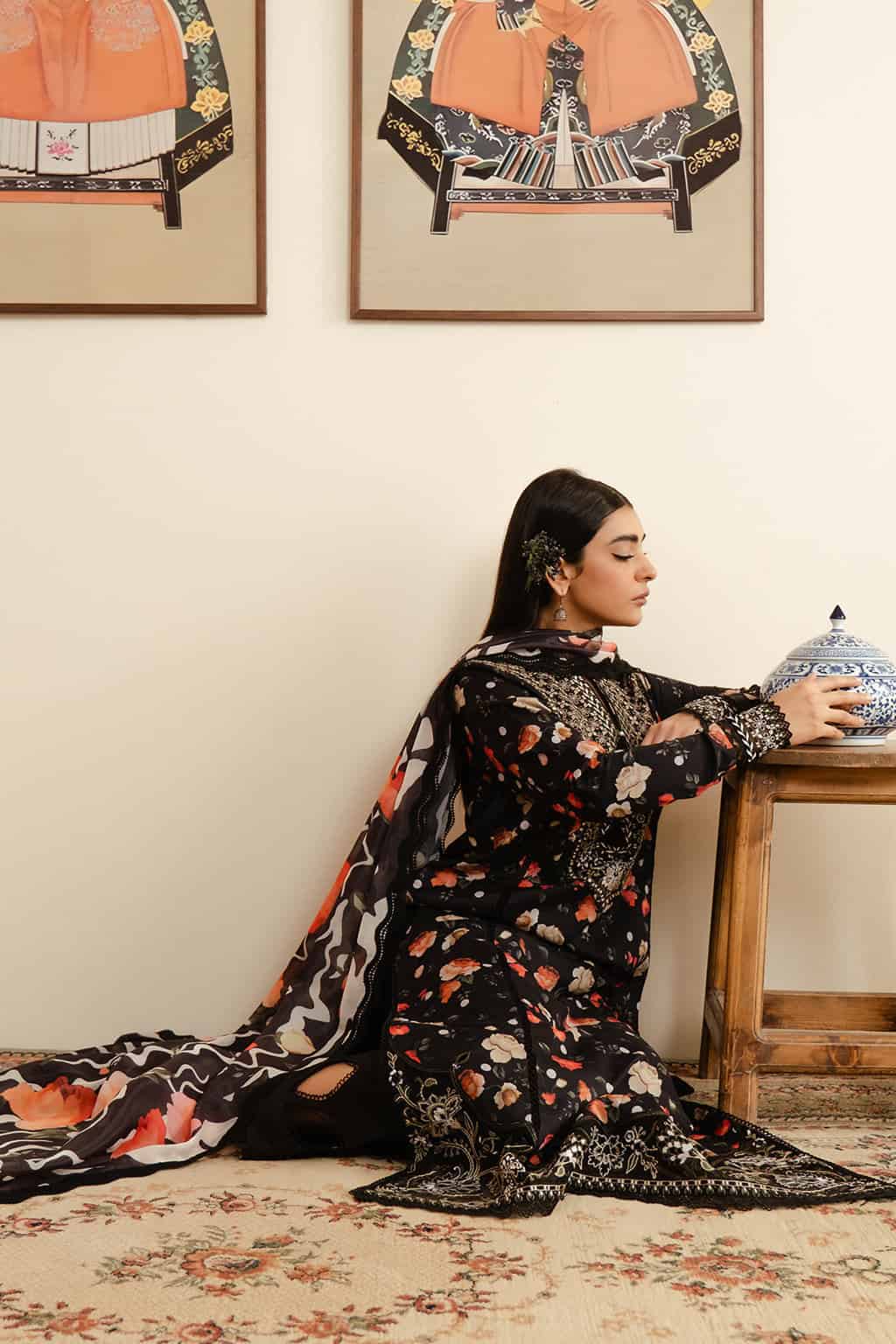 Afrozeh Malina Lawn 2024 | Valeria - Image 5