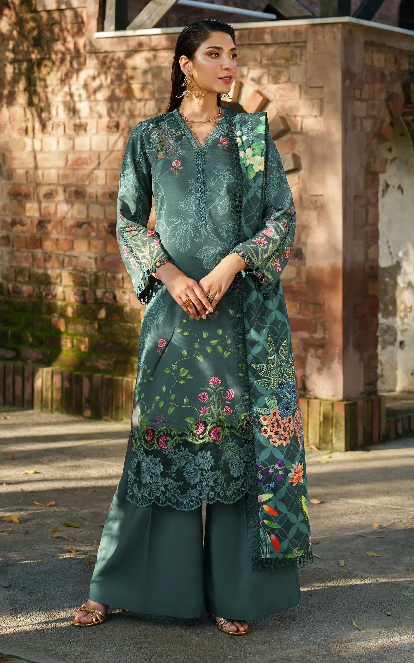 Asifa Nabeel Meraki Winter'25 || Frosted Petals - Image 2