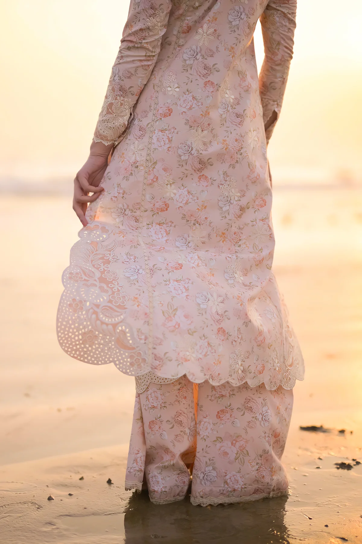 Zaib Festive Lawn | NEL-24610 - Image 3