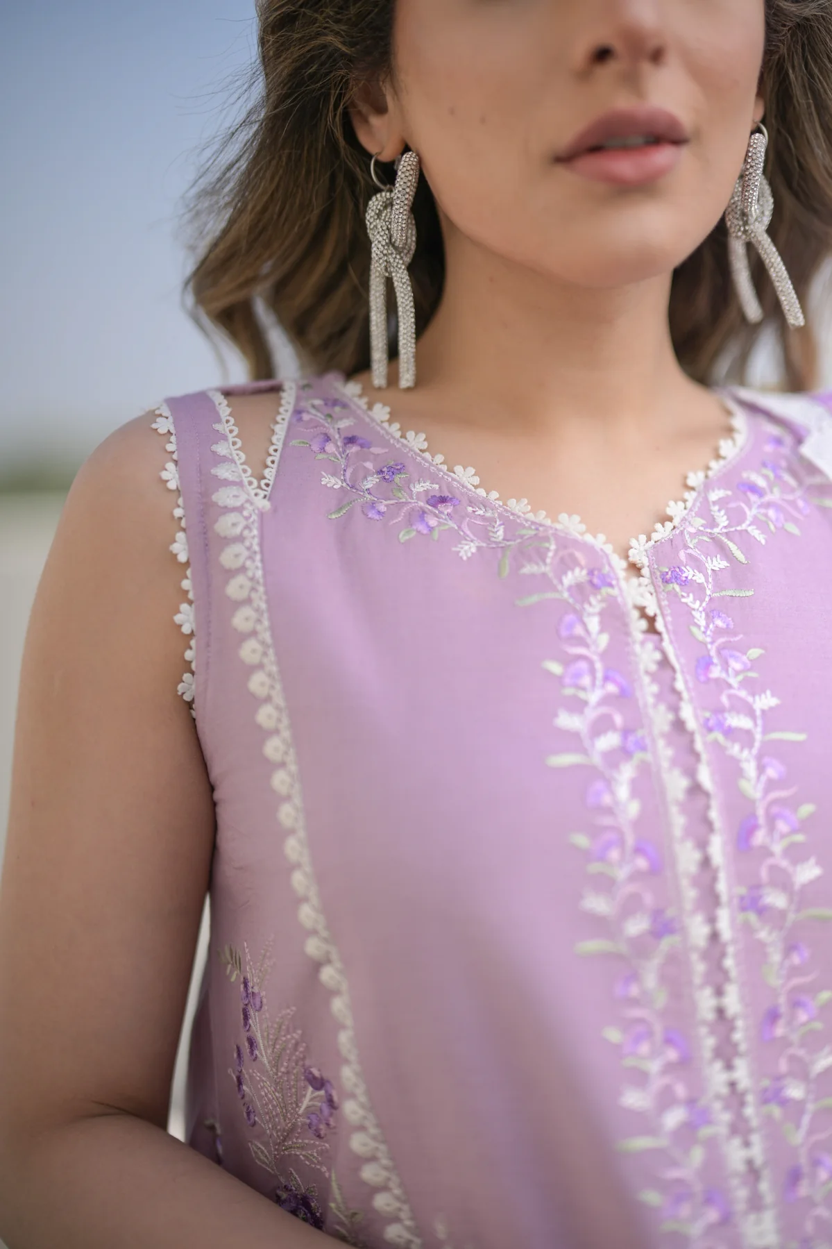 Zaib Festive Lawn | NEL-24613 - Image 3