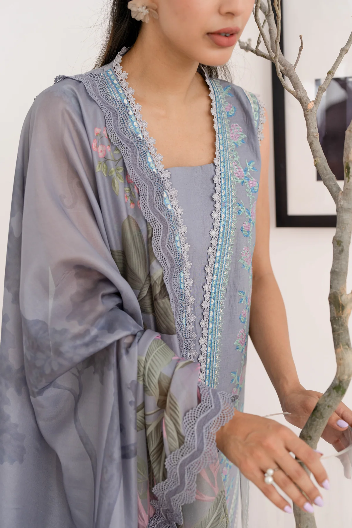 Zaib Festive Lawn | NEL-24615 - Image 4