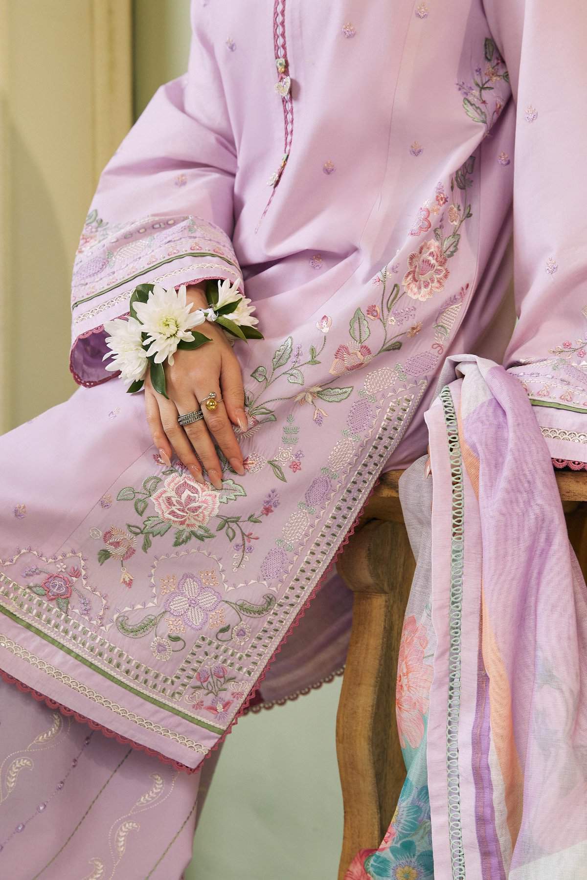 Coco Lawn by Zara Shahjahan 2024 | LAYLA - 5A - Image 4