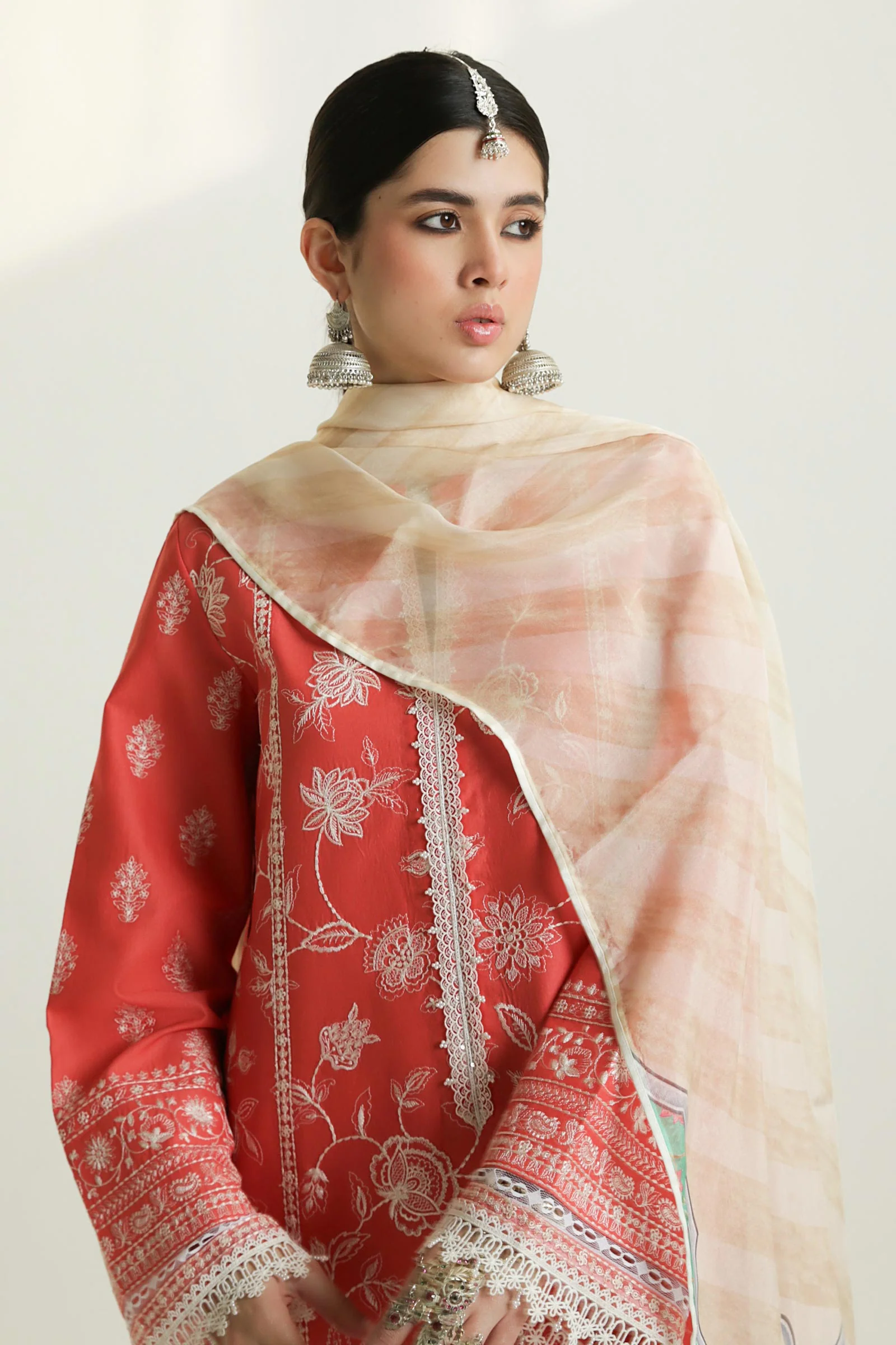 Zara Shahjahan Luxury Lawn 2024 | MAHI-1A - Image 3