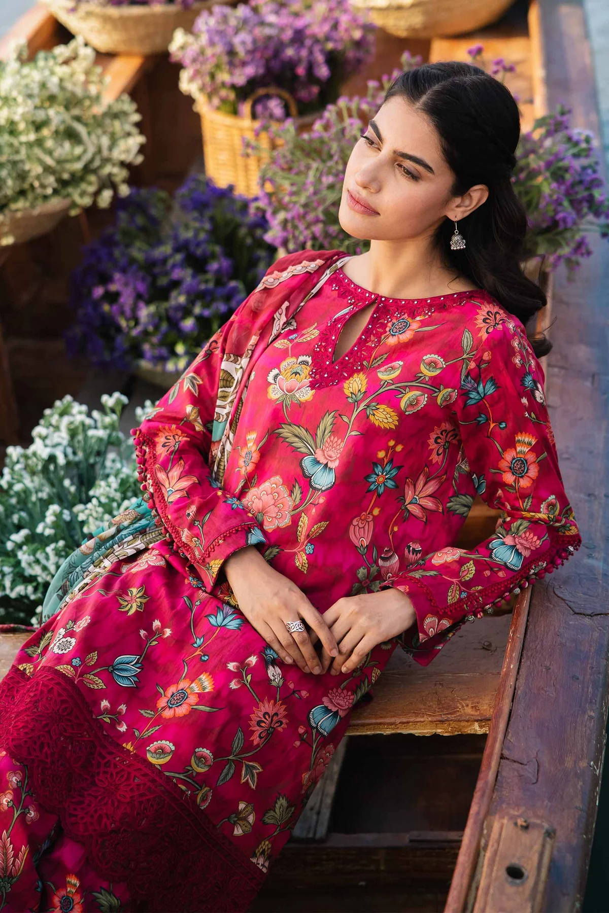 Maria.B M.Basics Embroidered Lawn 2024 | 402-B - Image 2