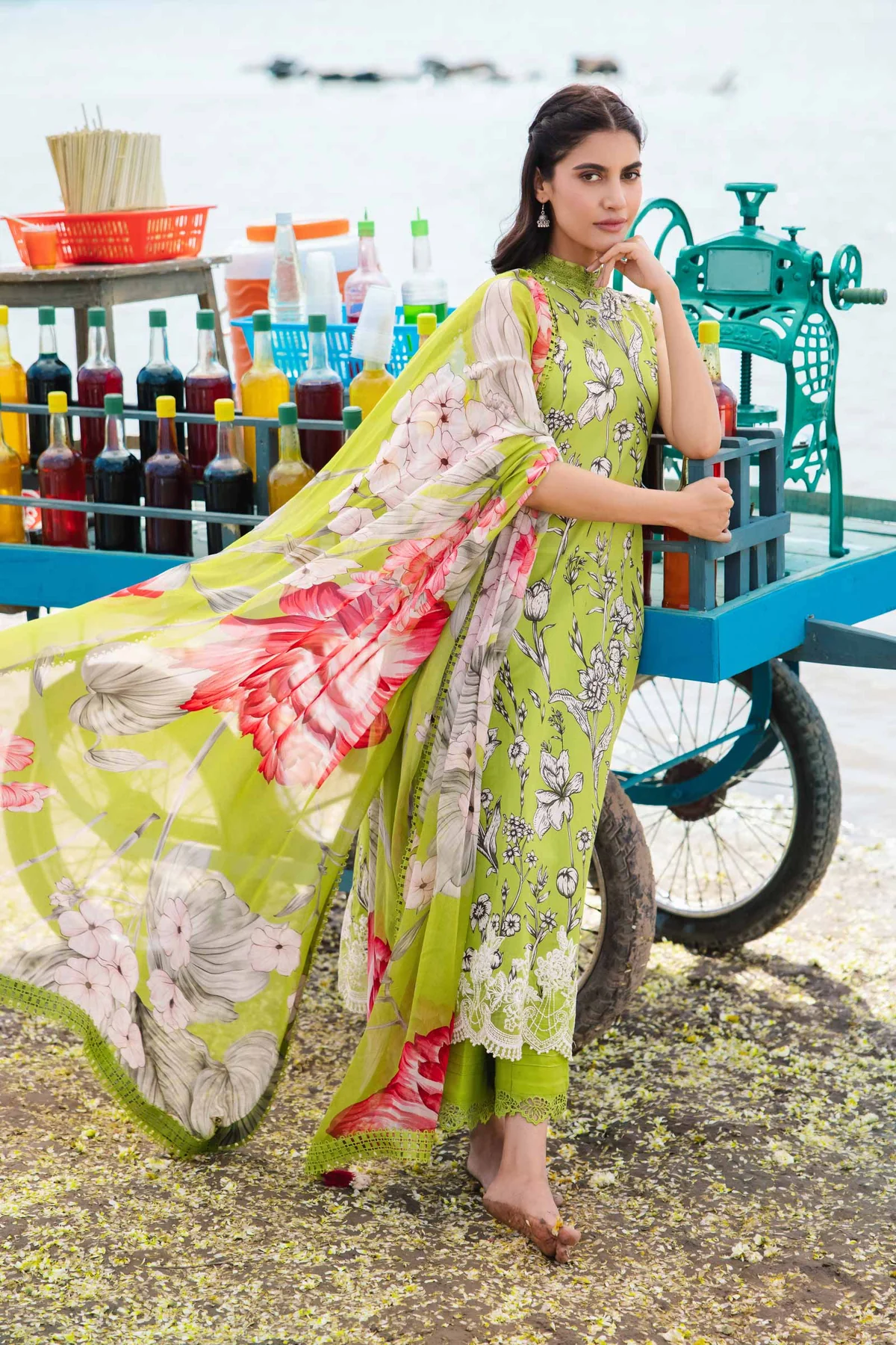 Maria.B M.Basics Embroidered Lawn | 405-B - Image 3