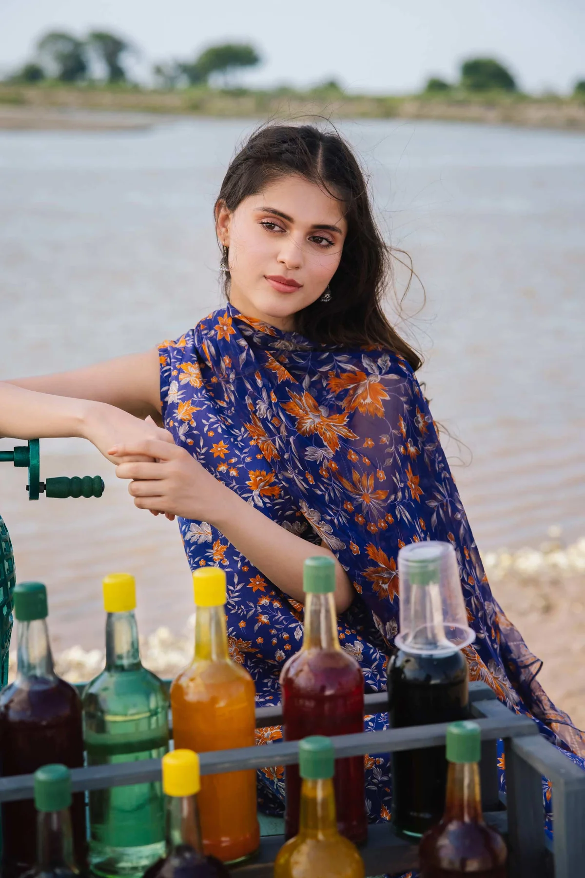 Maria.B M.Basics Embroidered Lawn 2024 | 409-B - Image 3