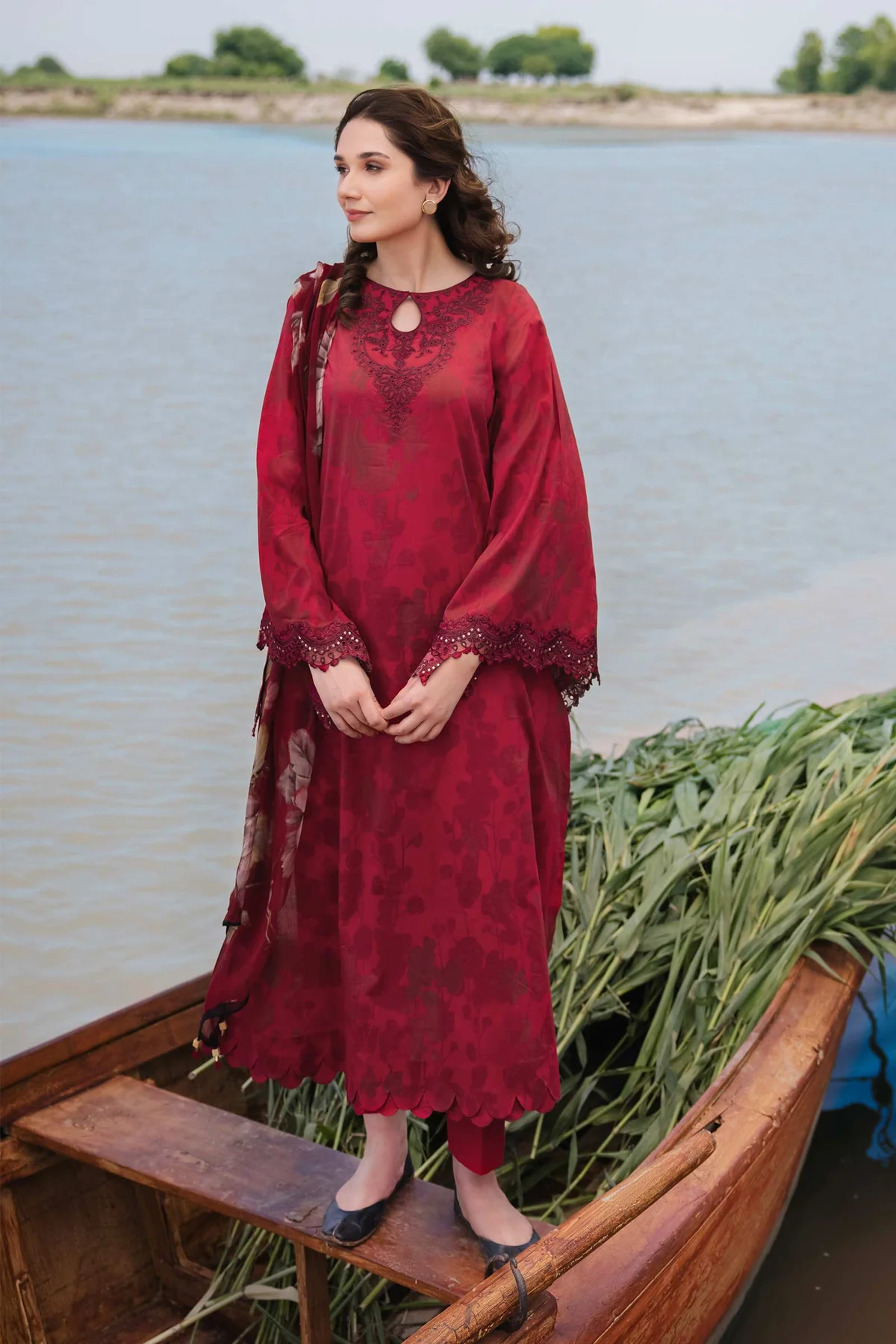Maria.B M.Basics Embroidered Lawn | 411-A