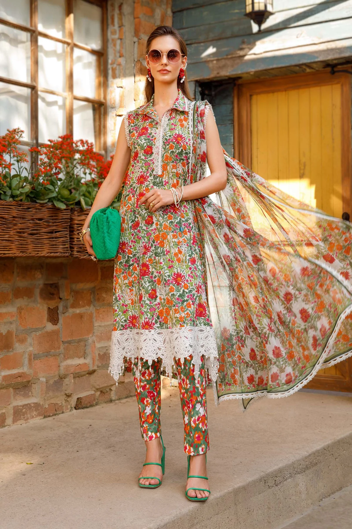 Mprints Lawn by Maria B | 10B