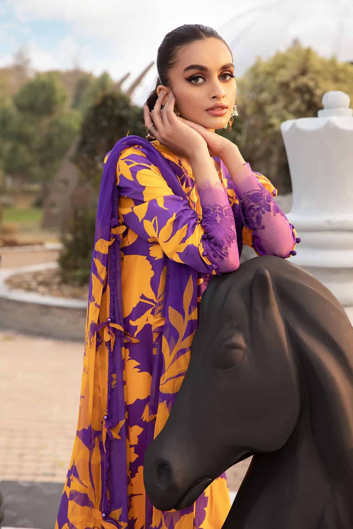 MARIA B M.Prints | Spring Summer Lawn 2024 | 11A - Image 3