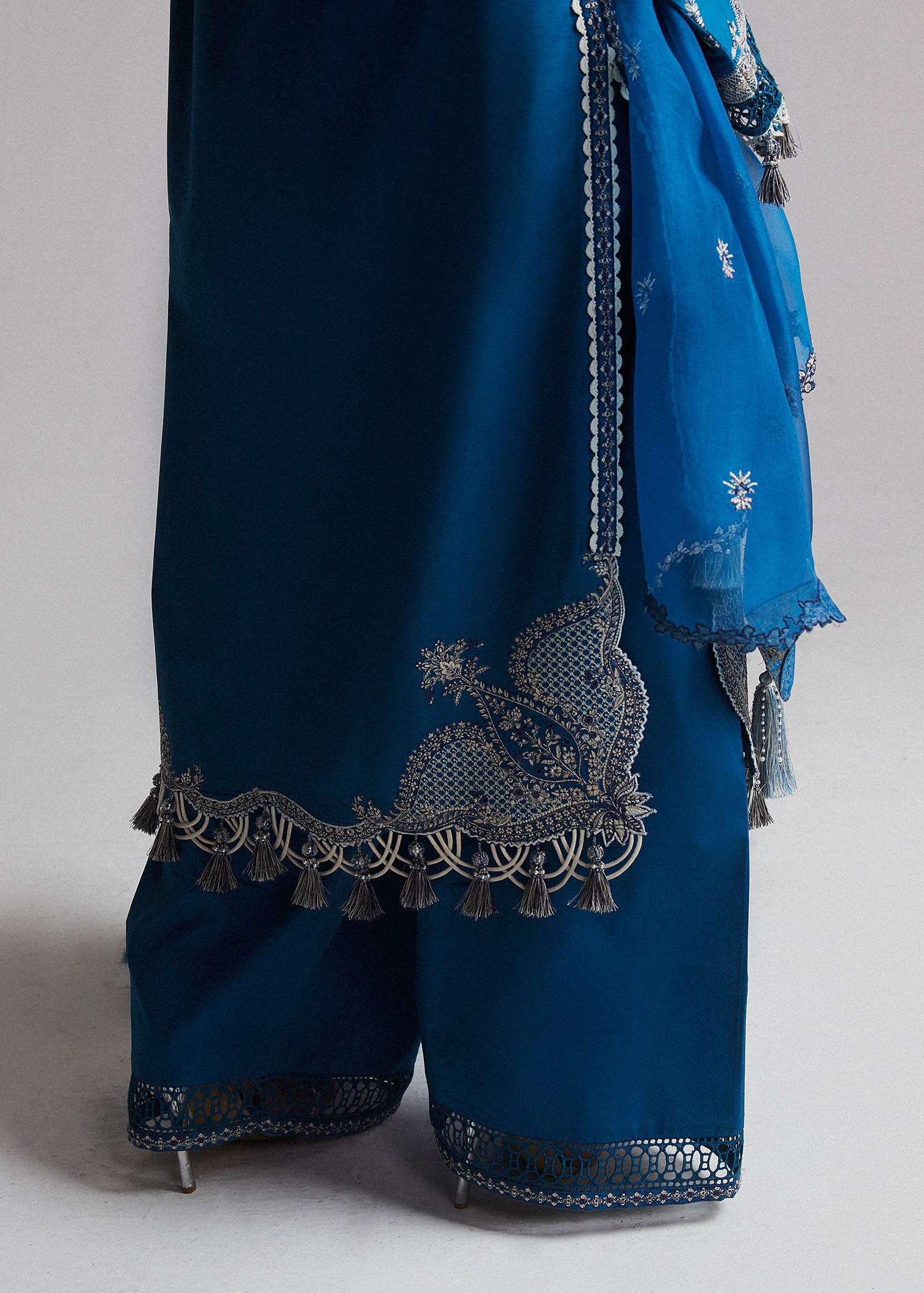 Hussain Rehar SS Lawn Eid Unstitched Collection'24 | Luce - Image 4