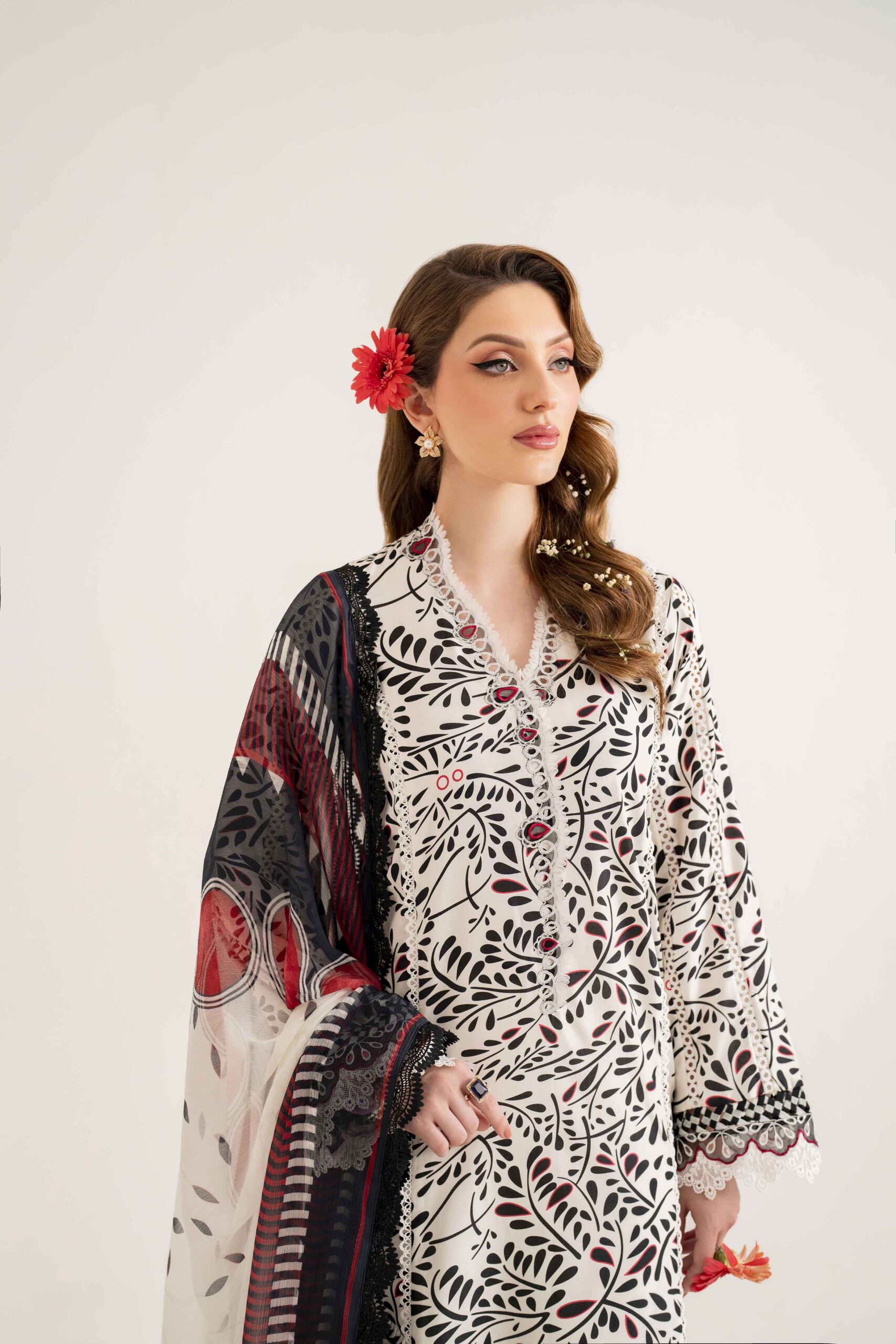Sable Lila Lawn | SAL-05-24 - Image 4