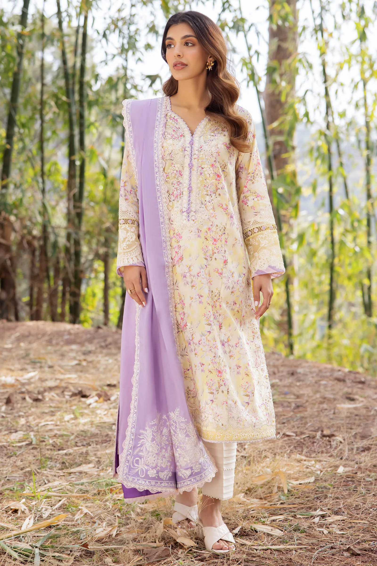 Zaha Lawn 2024 | ZL24-13 A