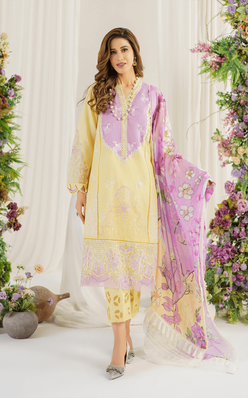 Pretty in Pink by Asifa & Nabeel | Versaila (PP-10) - Image 3