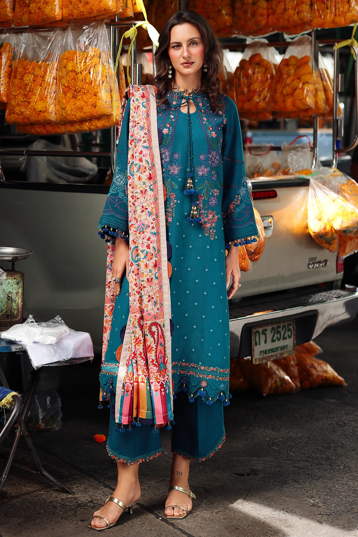 Charizma Poshmine'25 Vol-1 Winter Collection PSW5-06 - Image 4