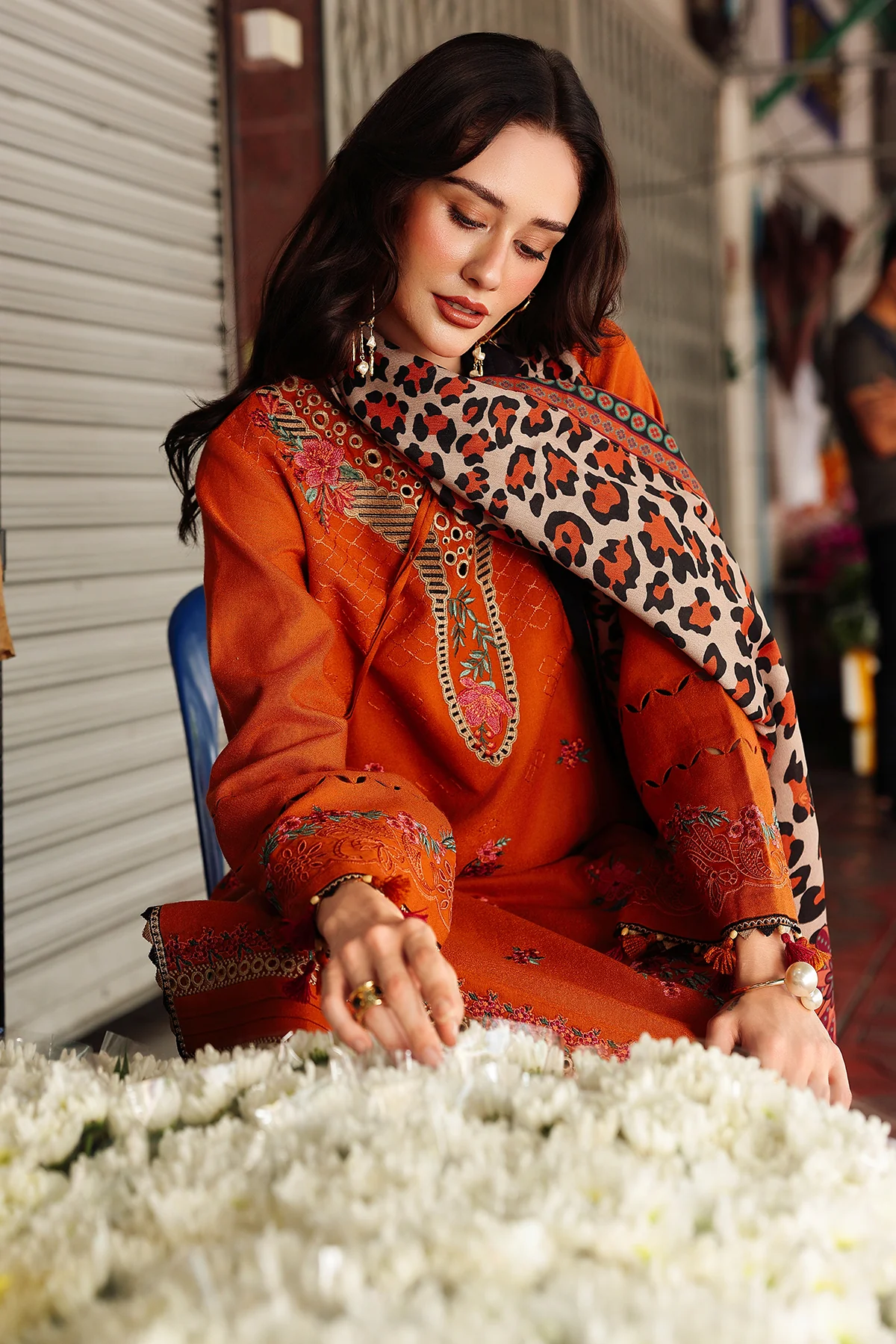 Charizma Poshmine'25 Vol-1 Winter Collection PSW5-03 - Image 5