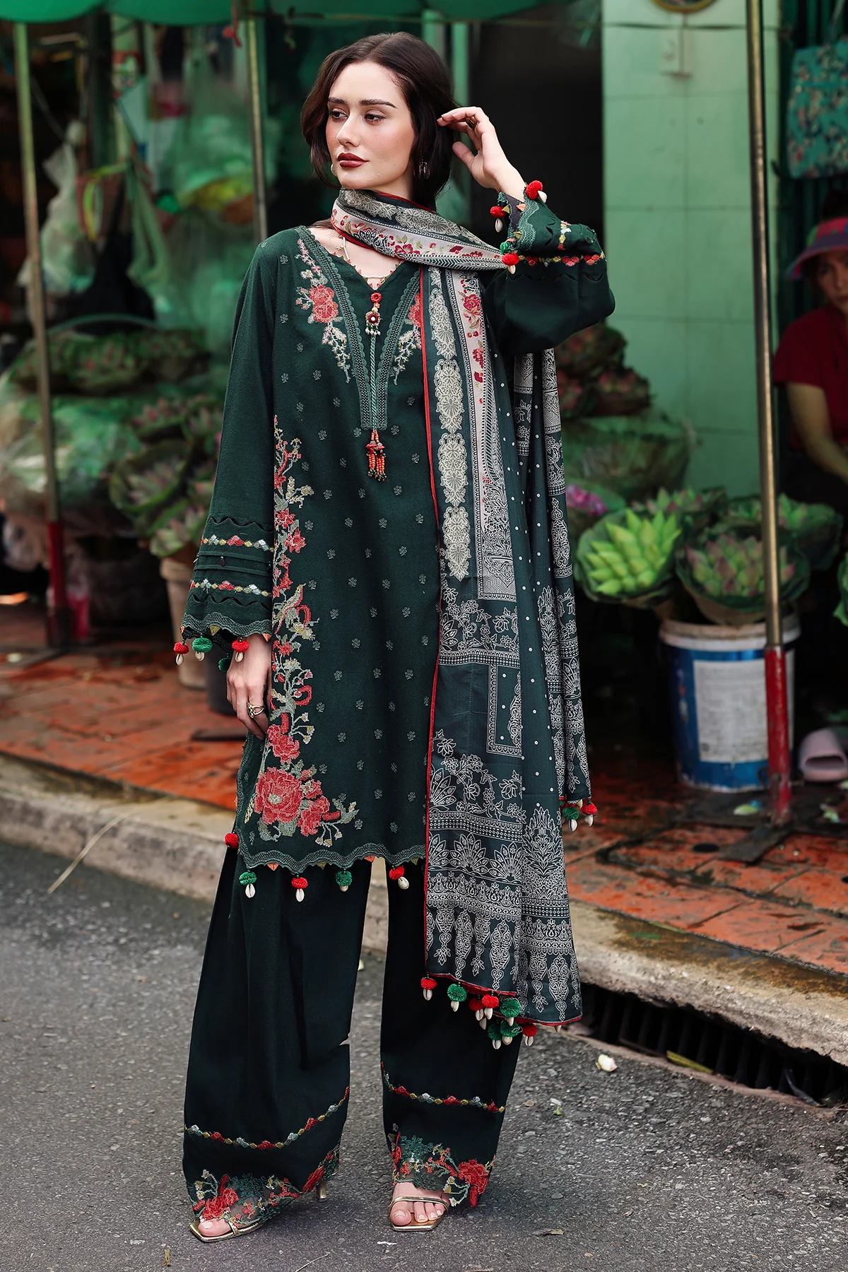 Charizma Poshmine'25 Vol-1 Winter Collection PSW5-04 - Image 4