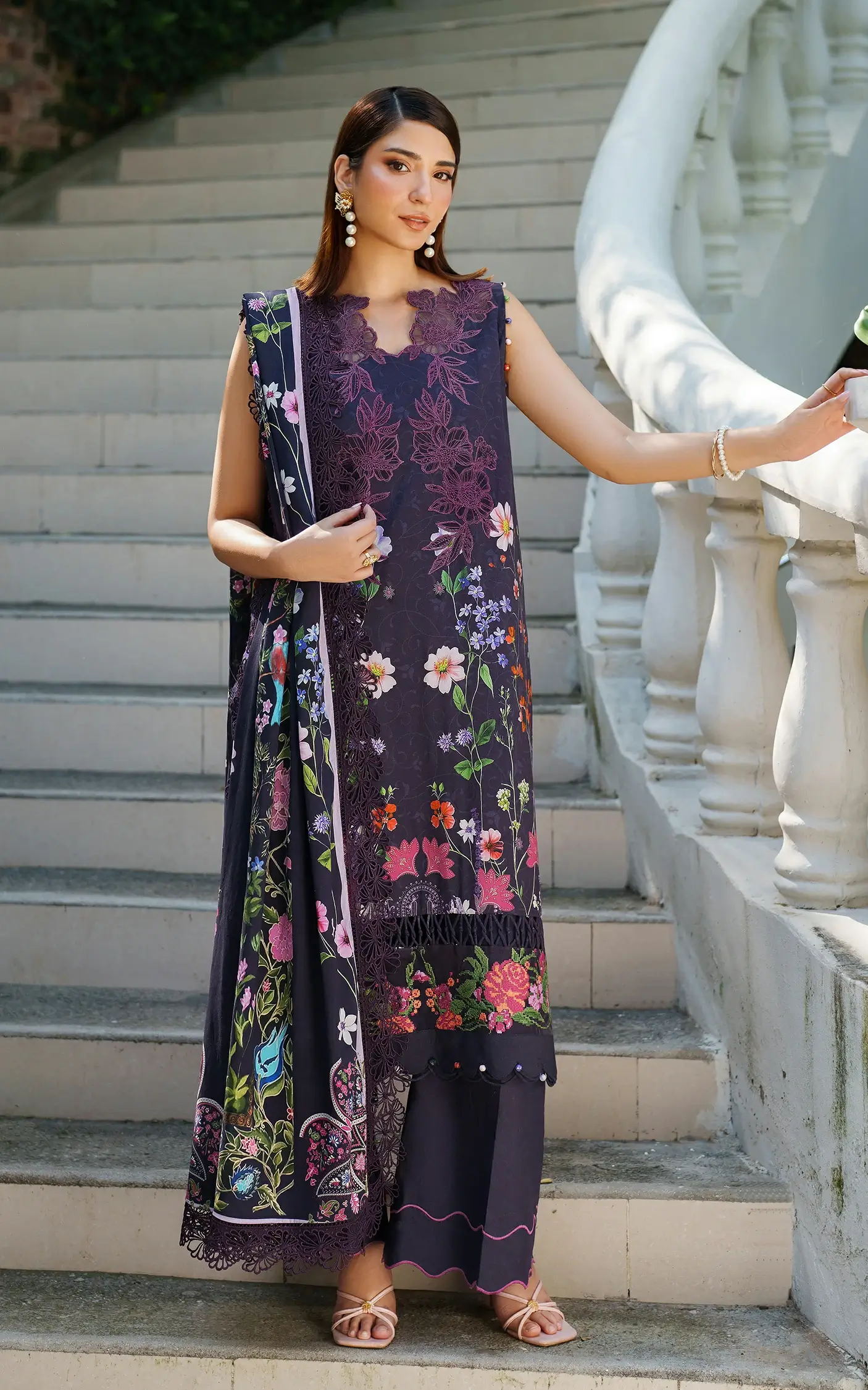 Asifa Nabeel Meraki Winter'25 || Winter Rose - Image 4