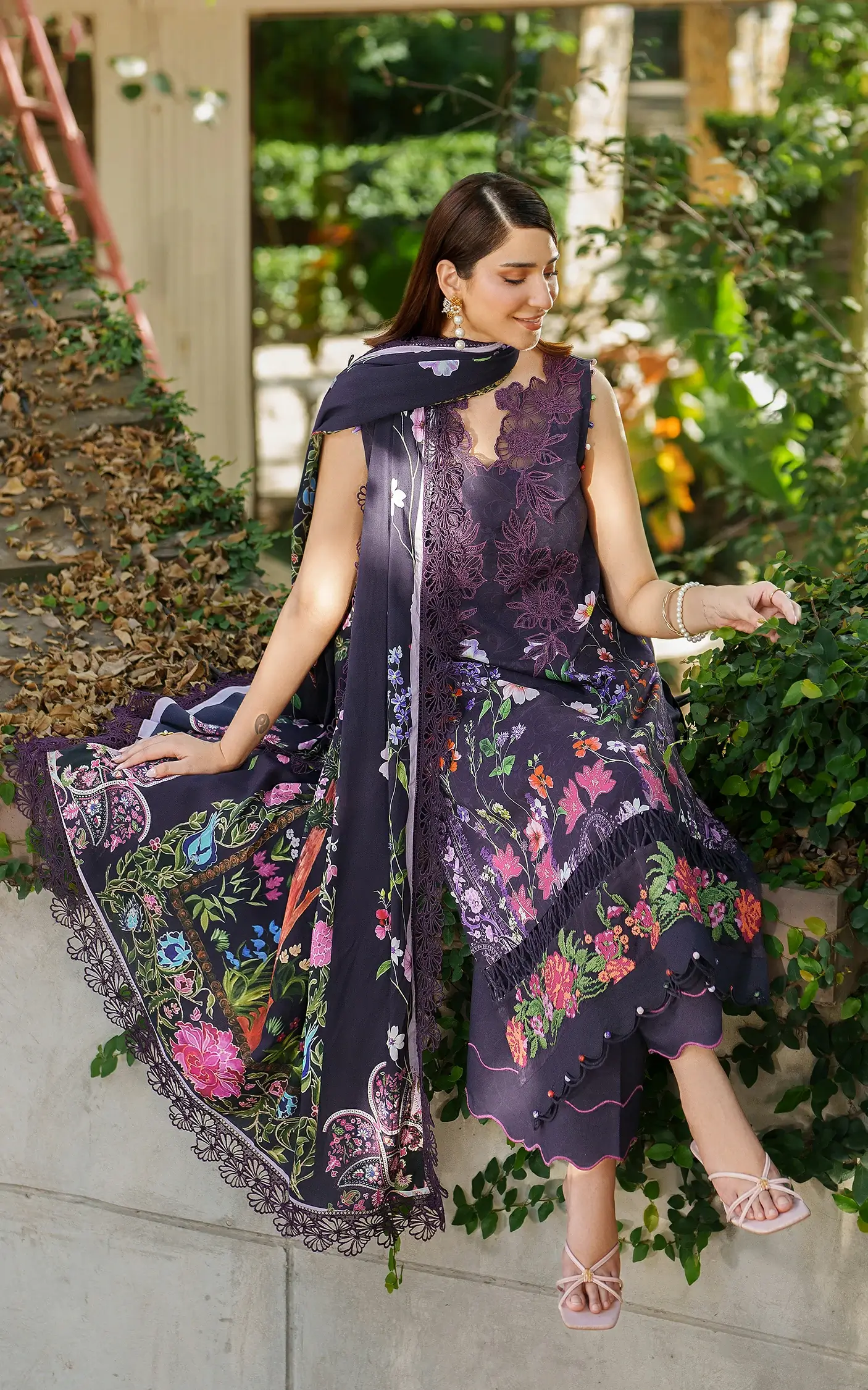 Asifa Nabeel Meraki Winter'25 || Winter Rose - Image 3