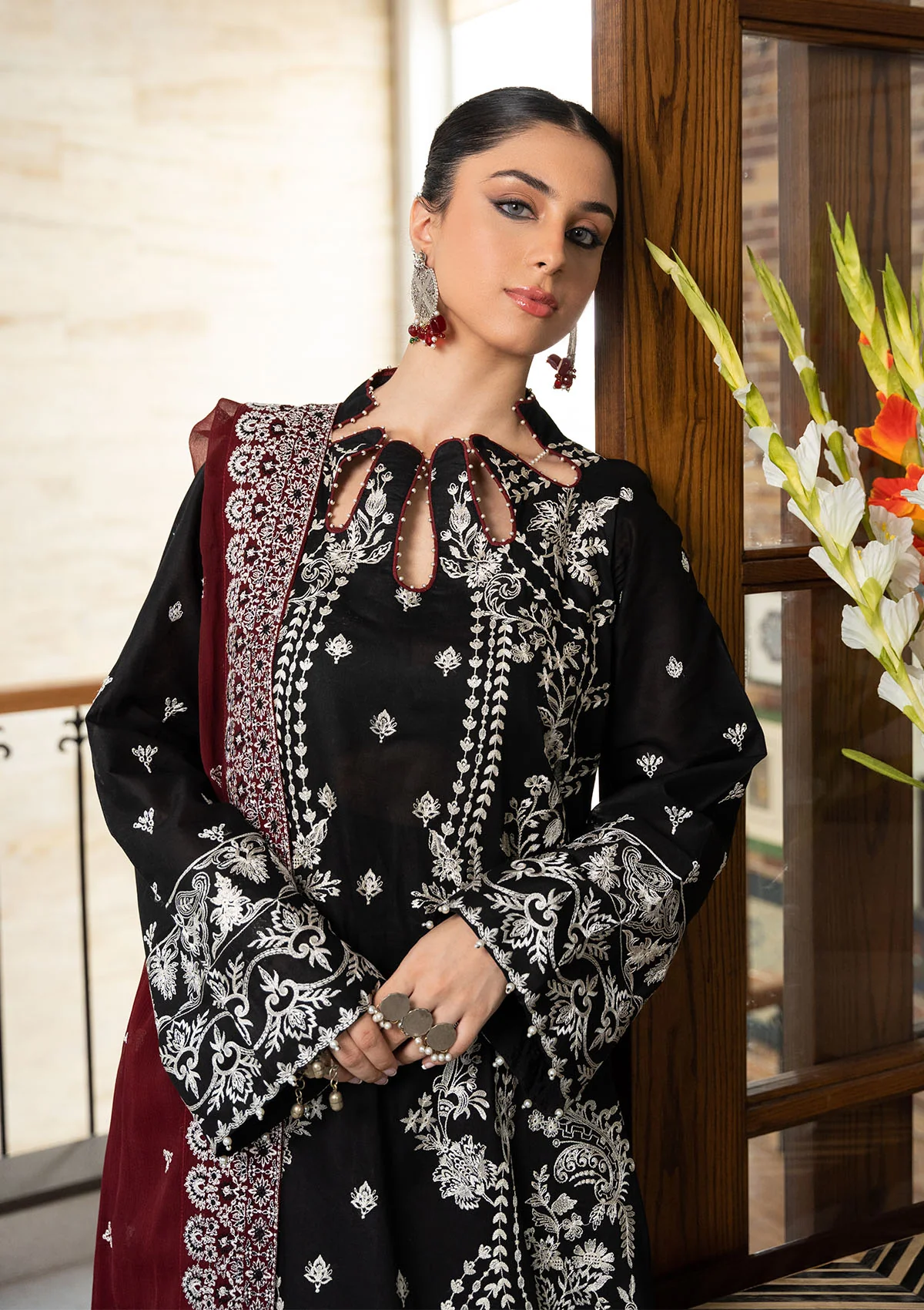 Aik Atelier Samah Lawn | LOOK 01 - Image 4