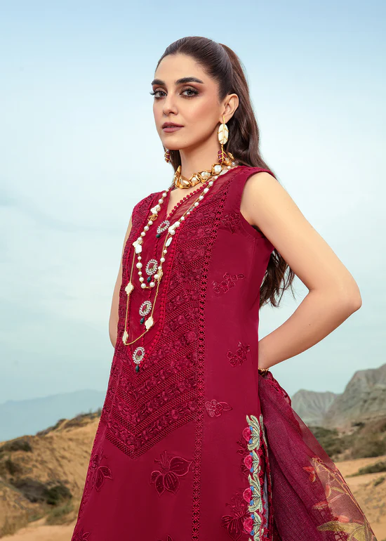 Crimson Lawn by Saira Shakira 24 | 3A - Image 5