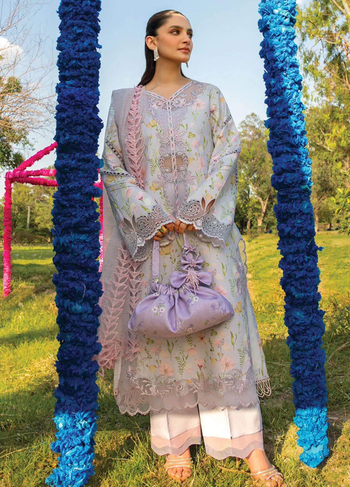Carnation By Rang Rasiya | D-05 - Image 3