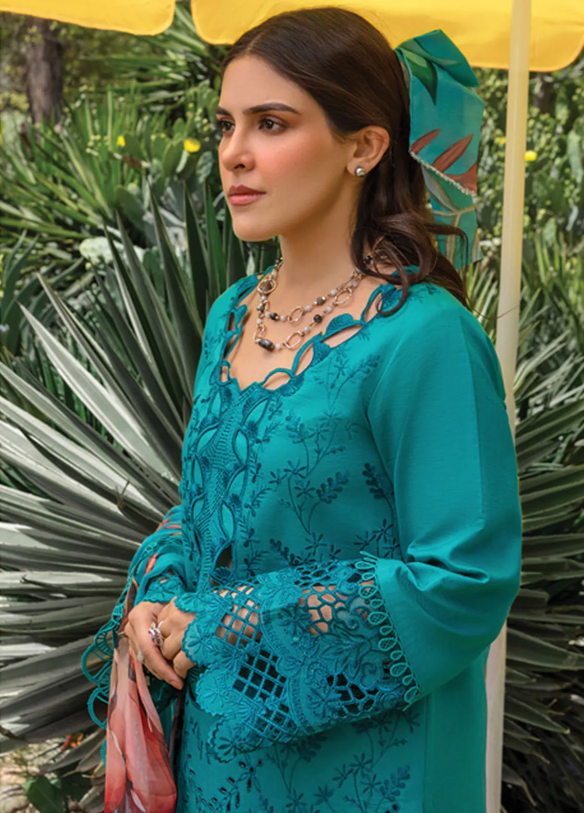 Carnation By Rang Rasiya | D-08 - Image 5