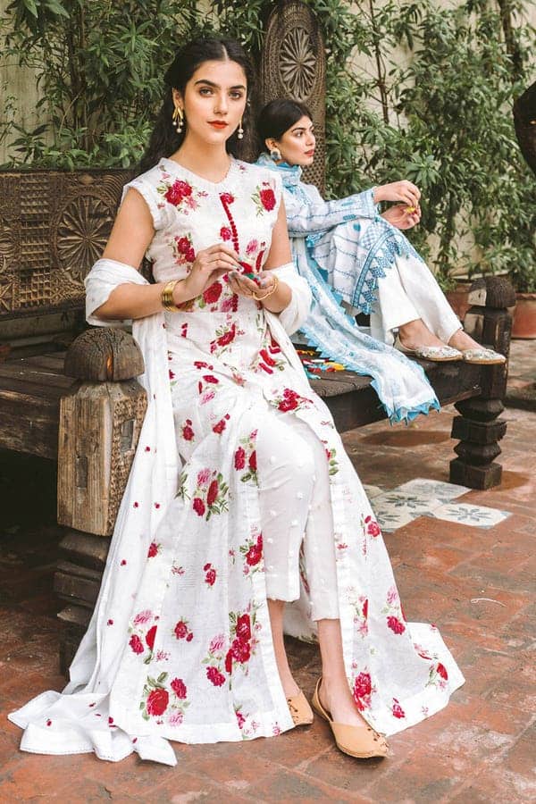 Gul Ahmed Summer 3PC Unstitched Embroidered Lawn Suit CL-917