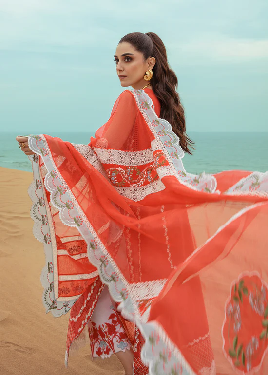 Crimson Lawn by Saira Shakira 24 | 5B - Image 3